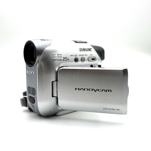 Sony handycam dcr hc19e - sony, pal